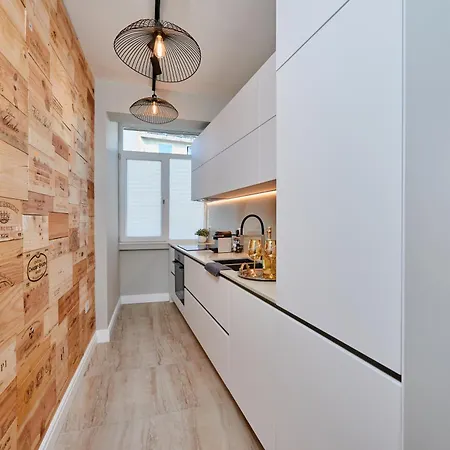 Διαμέρισμα Modern 2 Bed Flat Town Centre *