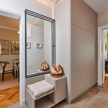 Emiliya Apartman