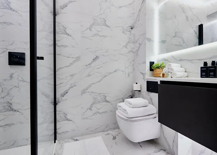 Emiliya * ポモリエ